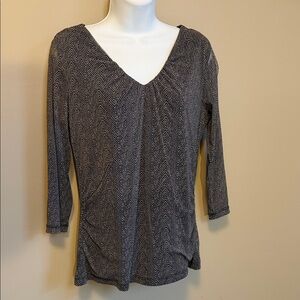 212 Collection Women's Size Small Black and Gray V-Neck Top